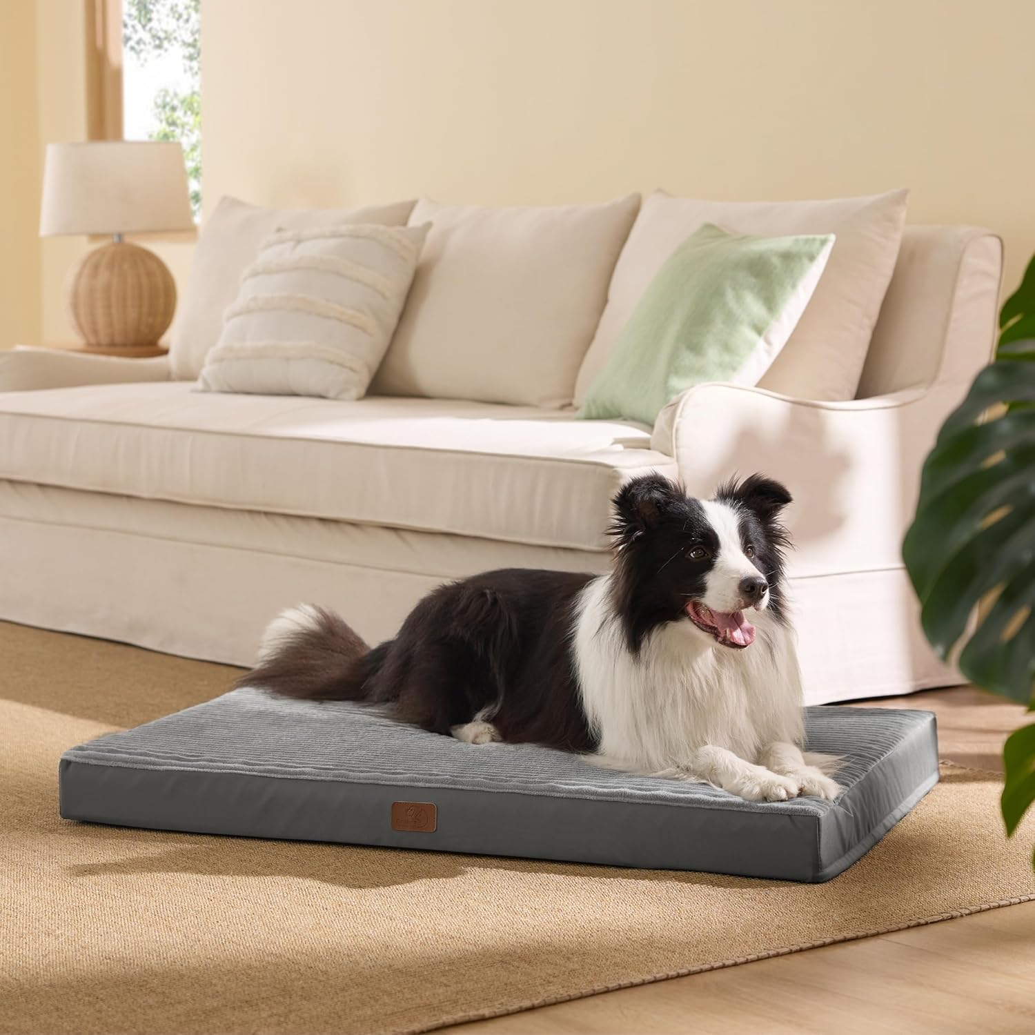 BEDSURE Washable Dog Bed for Large Dogs - 104 x 69 x 8.5 cm Comfort Dog Cushion with Non-Slip Base and Removable Washable Cover, Egg Carton Foam Dog Mat, Grey - Not Waterproof – Bild 8